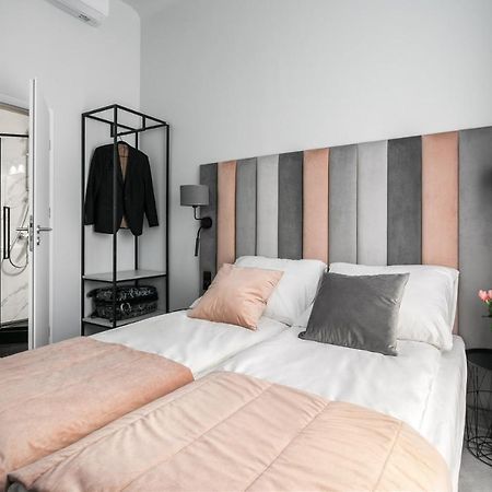 Old Town Residence Aparthotel Cracovia Esterno foto