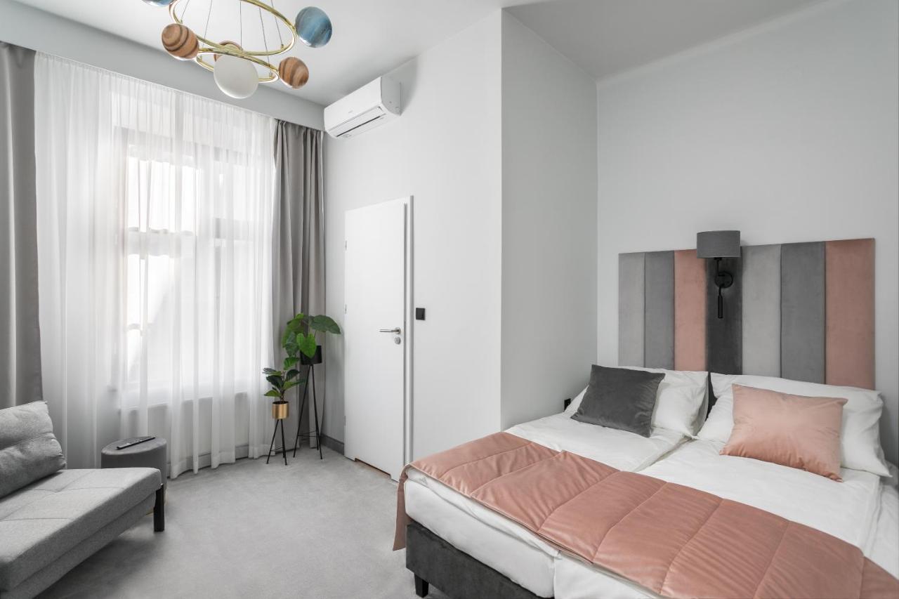 Old Town Residence Aparthotel Cracovia Esterno foto